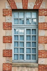 Fototapeta na wymiar fenêtre château