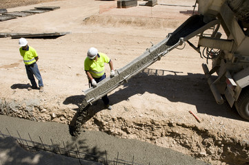 discharging concrete