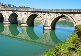 Fototapeta na wymiar Alte Brücke in Visegrad,Bosnien - Herzegowina