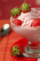 Strawberry mousse - Mousse alla fragola