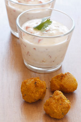 Falafel und Joghurt
