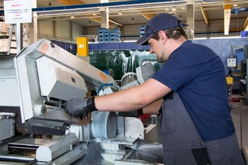 Facharbeiter in der Metallindustrie