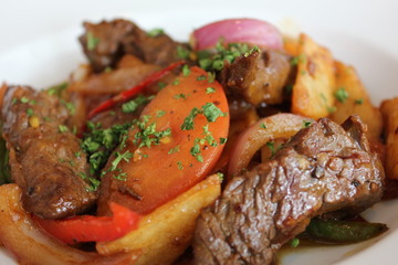 ペルー料理、牛肉料理