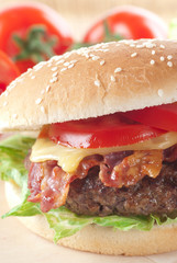 Cheeseburger With Bacon