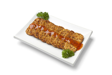Fried tempeh with chili sauce