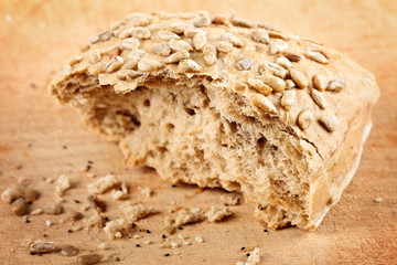Whole grain bread with sunflower seeds