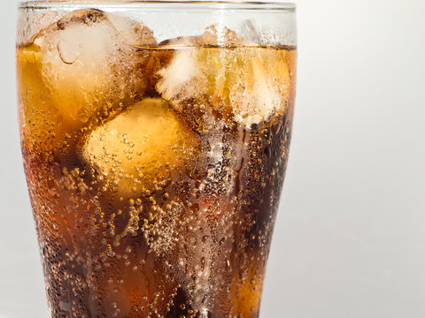 Cola and Ice