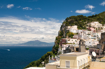 Capri con vista sul Vesuvio