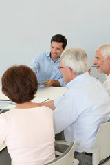 Obraz premium Group of senior people attending job search meeting