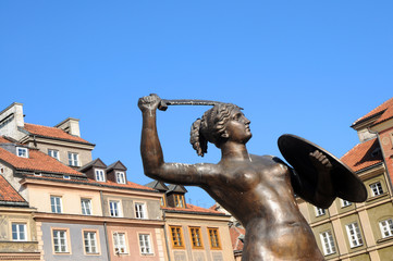 Statue of Mermaid, Old Town in Warsaw, Poland © Fotokon