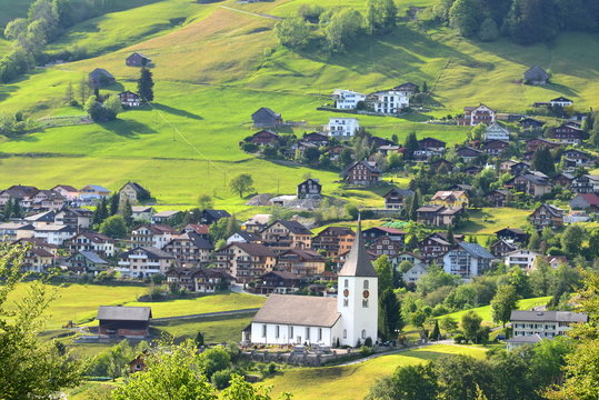 suisse alpine...Amden