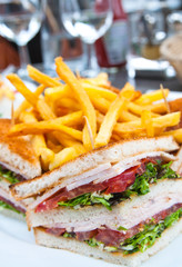 Sandwich with chicken