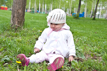 baby girl, white, park