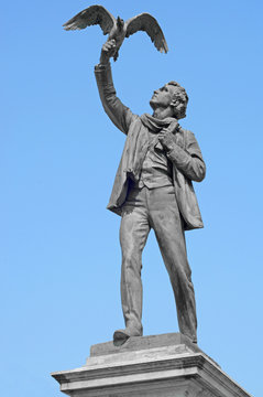 Statue of the flemish writer and poet Albrecht Rodenbach