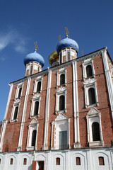Fototapeta na wymiar Uspensky cathedral in Ryazan Russia