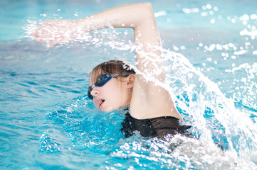 Swimmer performing the crawl stroke