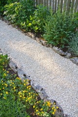 Blumenbeet im Bauerngarten