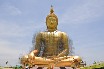 Obraz premium Restoration of the Buddha of Wat Thai. .