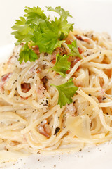 spaghetti carbonara