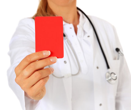 Doktorin zeigt rote Karte