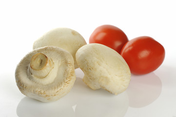 champignons  et tomates