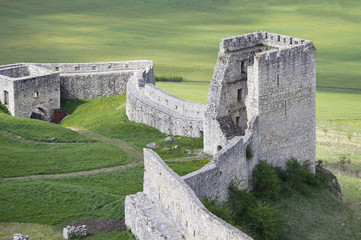 Fototapeta na wymiar The ruins of Spish Castle
