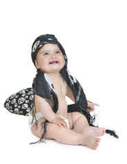 Enseñando su flamante dentadura.