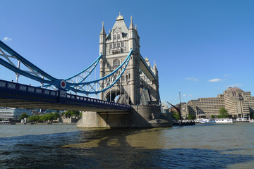 Fototapeta na wymiar ロンドンのタワー・ブリッジ