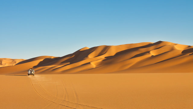 Fototapeta Sahara Desert Safari Adventure