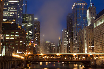 Obraz na płótnie Canvas Chicago at night