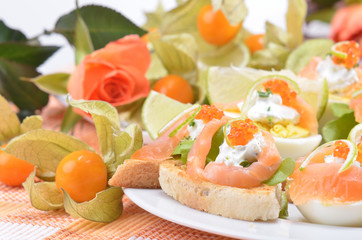 Fingerfood mit Lachs und Kaviar