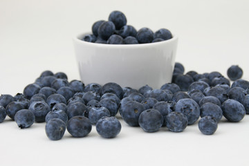 Heidelbeeren in einer Schale