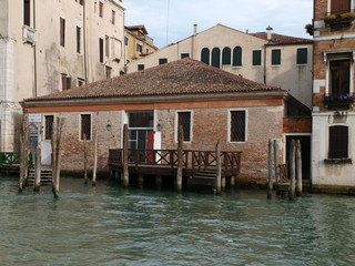 Fototapeta na wymiar Wenecja - Exquisite antyczny budynek przy Canal Grande