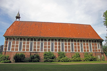 Fototapeta na wymiar St. Gertrud Kirche in Pattensen bei Winsen (Niedersachsen)