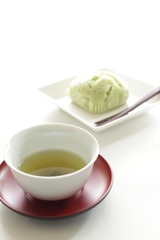 Japanese steamed cake and green tea