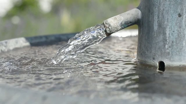 Trink Brunnen