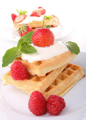 gaufre, chantilly et fraise