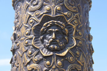 Décoration sur un lampadaire à Paris