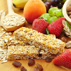 Müsliriegel mit Obst