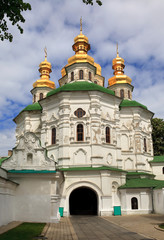 Fototapeta na wymiar Orthodox church, Kiev, Ukraine
