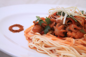 seafood chinese noodle