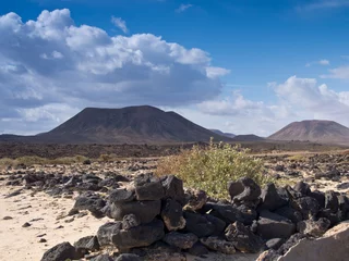 Foto op Canvas Stony desert and volcanic hills © DiamondGalaxy