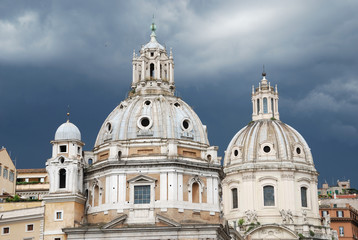 Fototapeta na wymiar Storm over Rzymie