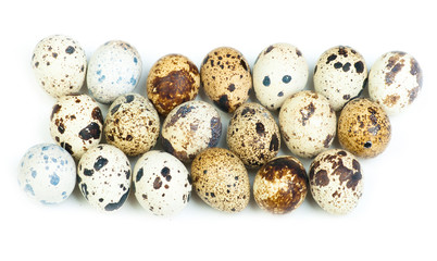 Obraz premium Quail eggs isolated on white the background