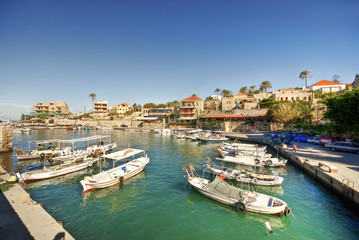 Fototapeta na wymiar Mały port, Byblos, Liban