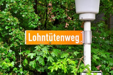 lustiges Straßenschild