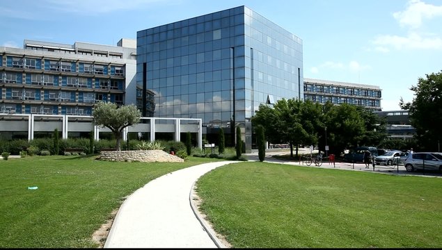 Медицинский центр города Валенсия, Франция.