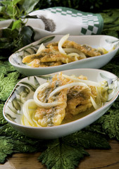 anchoas encebolladas