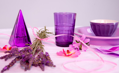 Obraz na płótnie Canvas table décorée - violet
