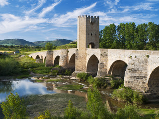 Fototapeta premium Puemte medieval de Frias, Burgos